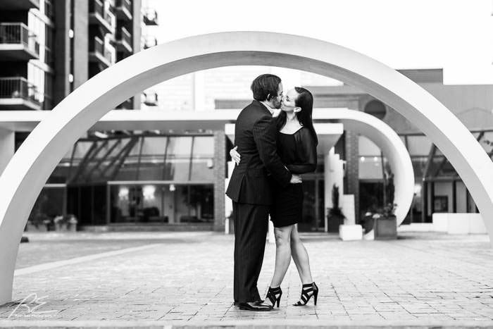 Engagement-photos-washington-square-Phila