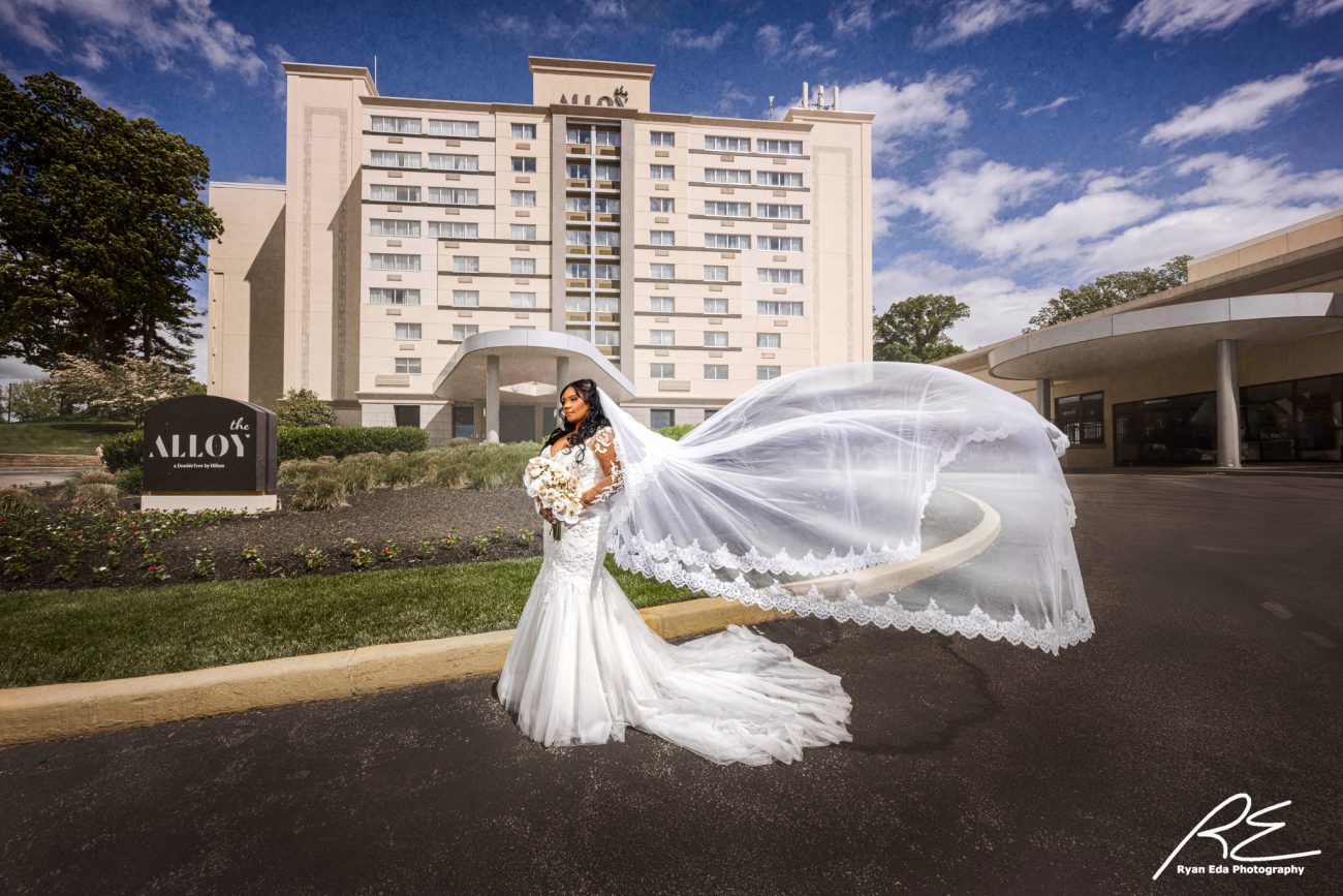 The Alloy Wedding Shakira and Malcolm