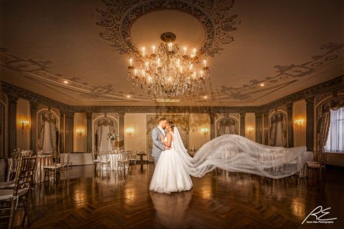 Wedding Photographer Services11